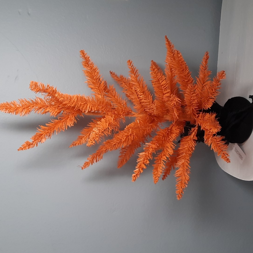 Lg Halloween Orange Feather Style Tree Decor Decoration Black Burlap Base 29" H